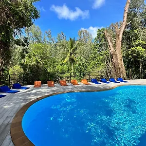 blanco-hostel-at-lanta.koh-lantahotels.net/